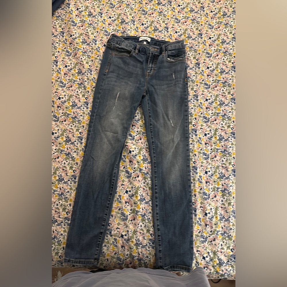 Women’s Studio Blue jeans size 28